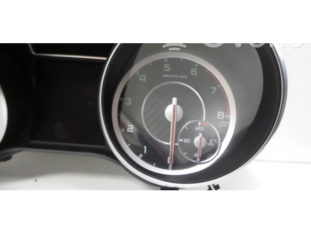 Přístrojová deska Mercedes-Benz GLA W156 2017 A1569002703, 0263700388