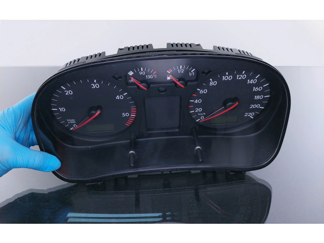 Панель приборов 1J0920805E   Volkswagen Bora       