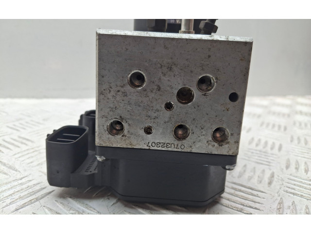 Блок АБС 4454053010, 1332005040 Lexus IS 200-300 1999 - 2005 года