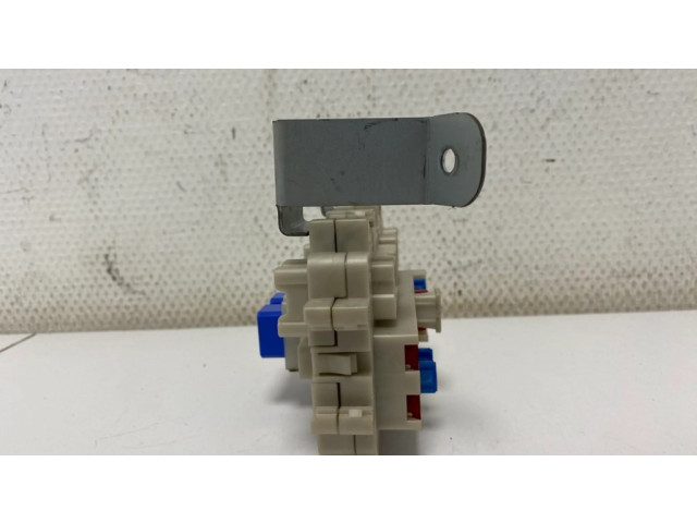 Pojistková skříňka AM60A, 24350AM60A Nissan Murano Z50 2004