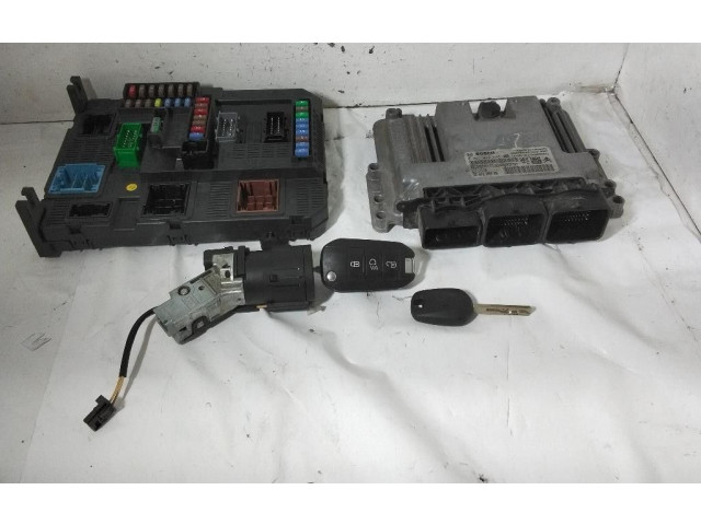 Комплект блоков управления DV6DTED   Peugeot 2008 I