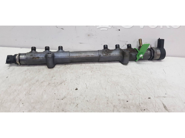 Топливная рампа 30777554, 3777576 Volvo S60