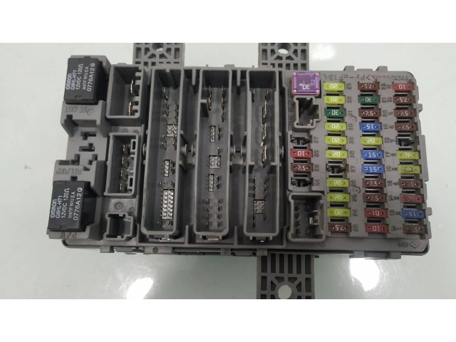 Pojistková skříňka 37832LN, SMGG330 Honda Civic 2005