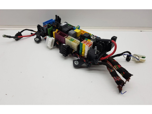 Блок предохранителей A2465400240 Infiniti Q30