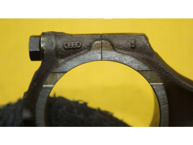 Píst 077B Audi A6 S6 C4 4A