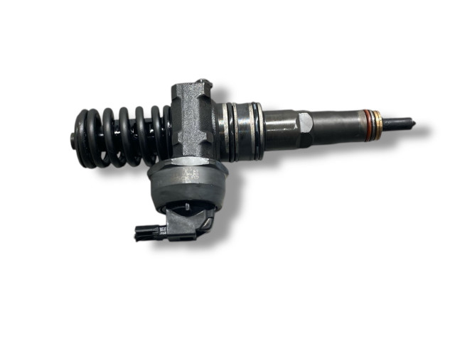 Форсунка 038130073ag, 0414720215 Volkswagen Golf Plus BKC