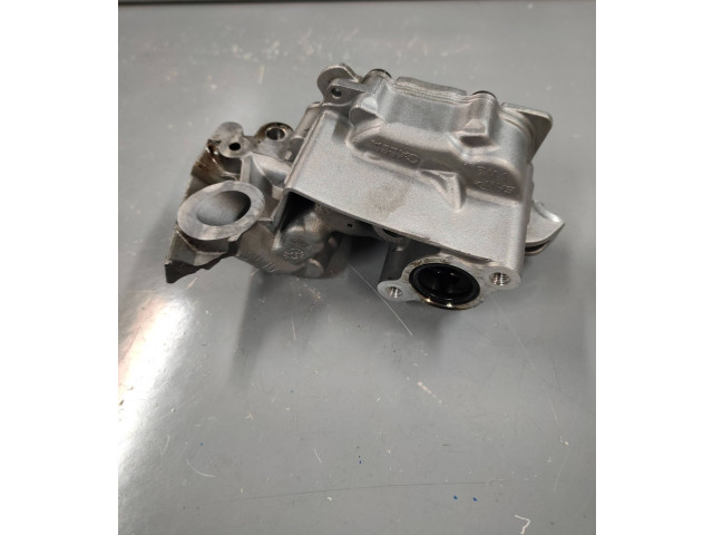 Масляный насос  DTT DTTA DTTB DTTC 05L115103F  Volkswagen Golf VIII 