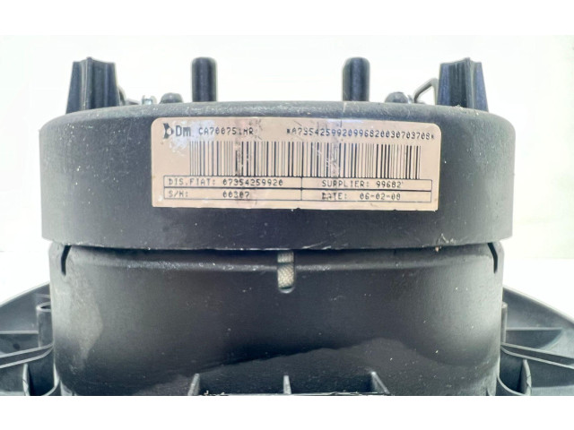 Подушка безопасности водителя Fiat Idea