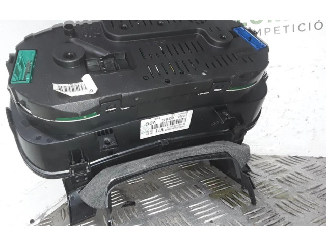 Панель приборов 1J5920826C   Volkswagen Bora       