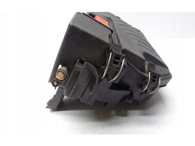 Блок предохранителей  A2465400024   Mercedes-Benz A W176    