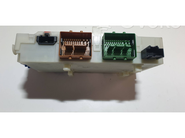 Блок предохранителей 7G9T14C256FA, 30765624AE   Volvo V70    