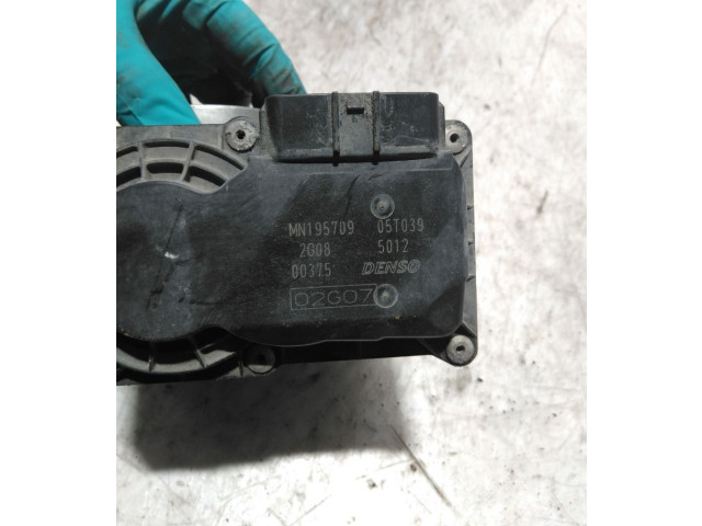 Дроссельная заслонка MN195709 Mitsubishi Colt