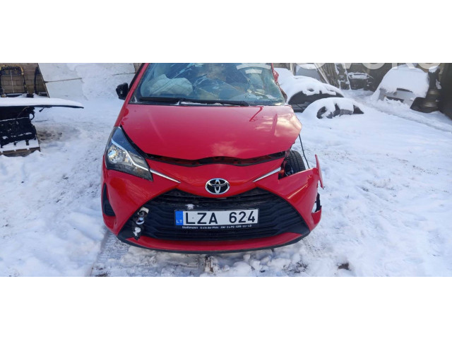 Zpětné zrcátko Toyota Yaris 2020 E8025614