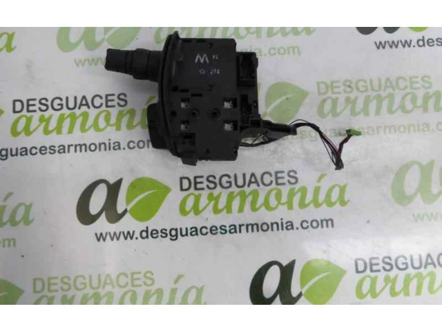 Ручка стеклоочистителей 8200127728   Renault Scenic RX