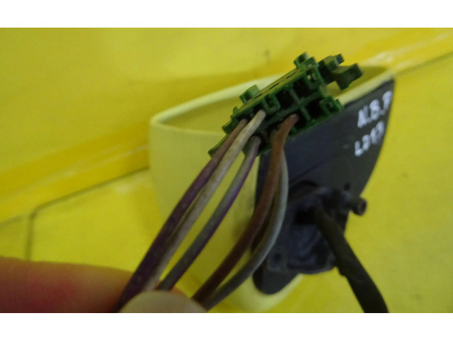 Зеркало электрическое        Volkswagen New Beetle  1998 - 2011 года   