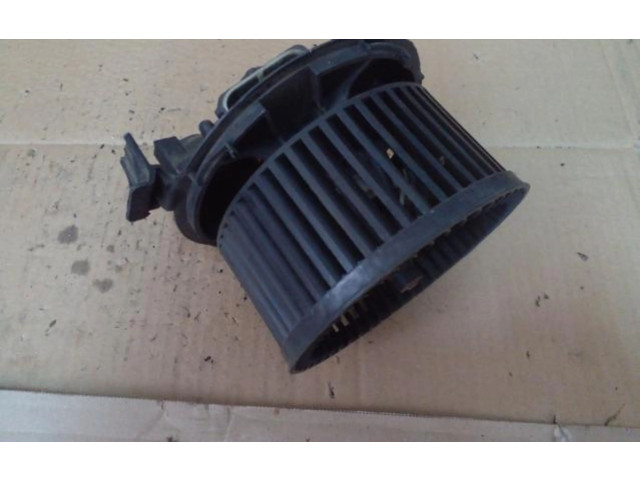 Вентилятор печки Dacia Sandero