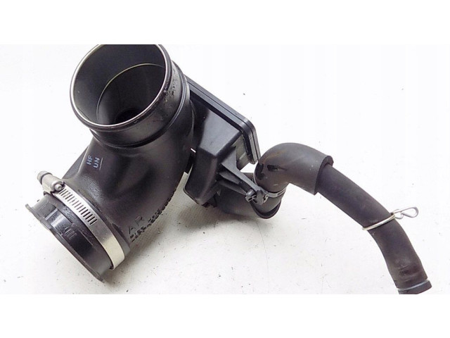 Резонатор всасывания