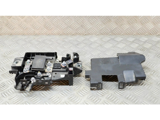 Узел подключения плюсовых проводов