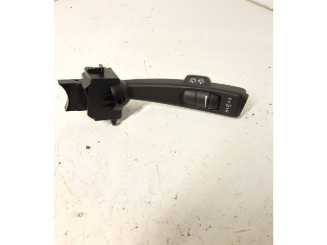 Ручка стеклоочистителей    Volvo V50