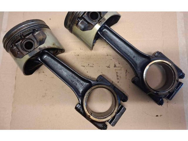 Поршень с шатуном NBB1611AA Jaguar XJ X308