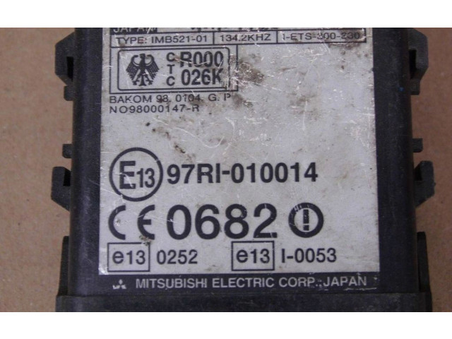 Комплект блоков управления 88205AE002 Subaru Outback