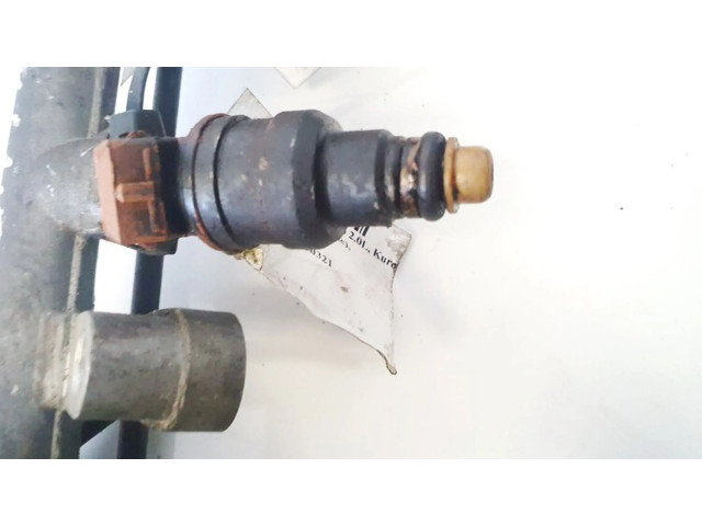 Vstřikovač 9250930019, 35310-23210 Hyundai Lantra II pro benzínový motor 2.0