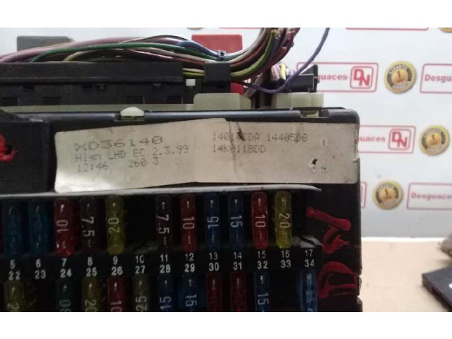 Блок предохранителей 14014CDA   Ford Escort    