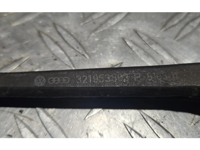 Ручка стеклоочистителей 321953503F   Volkswagen Golf II