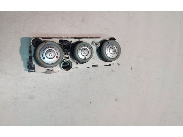 Блок управления климат-контролем 69657032 Mitsubishi Colt