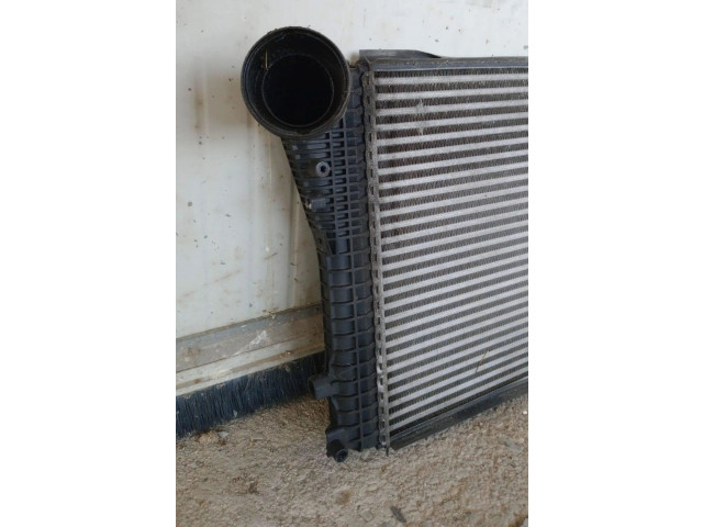 Интеркулер 1K0145803T, 1K0145803T Volkswagen Touran II