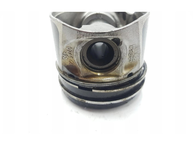  Поршень с шатуном  0628W2  Citroen C1 для бензинового двигателя 1.0