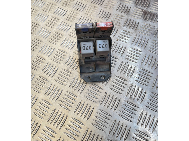 Блок предохранителей  4F1937503   Audi A6 S6 C6 4F    