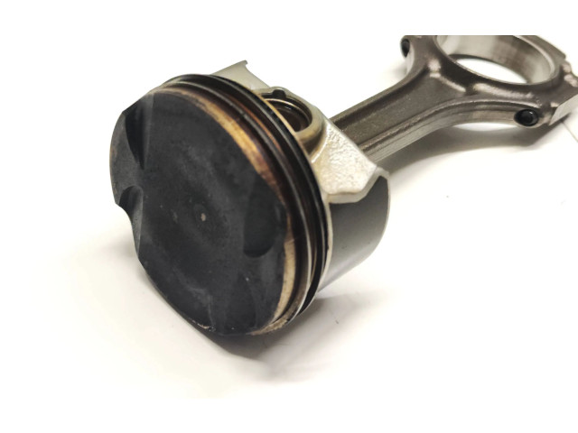 Píst EH220518, A17700Q06 Mercedes-Benz C AMG W205