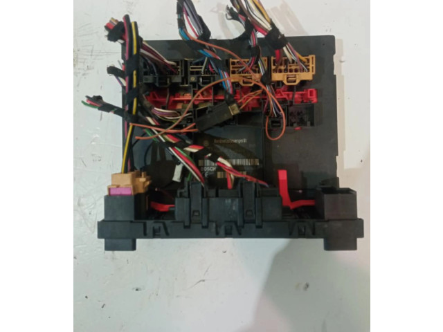 Блок предохранителей 1K0937049N, 1K0937049N Volkswagen Golf Plus