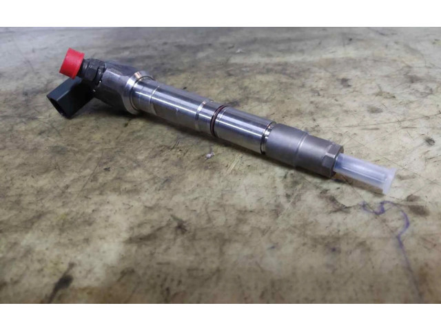 Форсунка 04L130277AC Volkswagen Golf Sportsvan