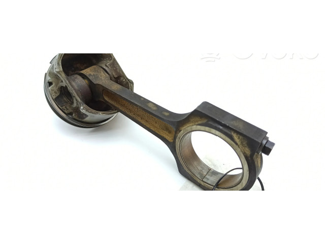 Поршень с шатуном Jaguar XJ X308 для бензинового двигателя 4.0