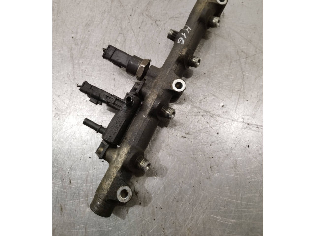 Топливная рампа 0445214017   Citroen C8  