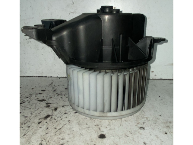 Вентилятор печки       Fiat Grande Punto