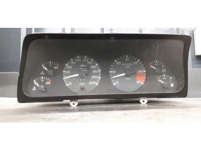 Přístrojová deska Fiat Croma 1991