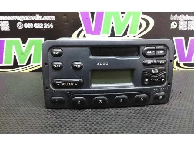 Радио/ проигрыватель CD/DVD / навигация Ford Fusion 2002 - 2005 года