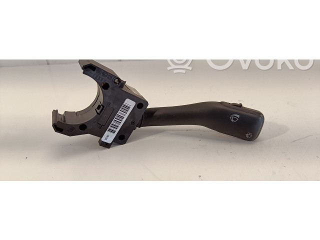 Ручка стеклоочистителей Audi A2 - года 4B0953503E