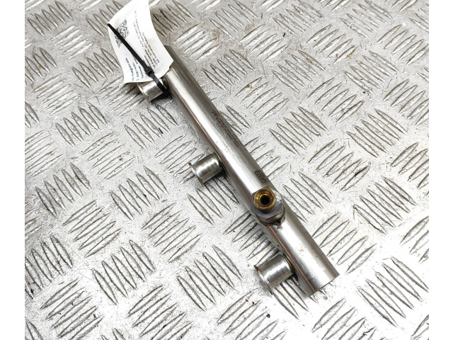 Топливная рампа 06E130090T   Audi A5   для двигателя CTUB