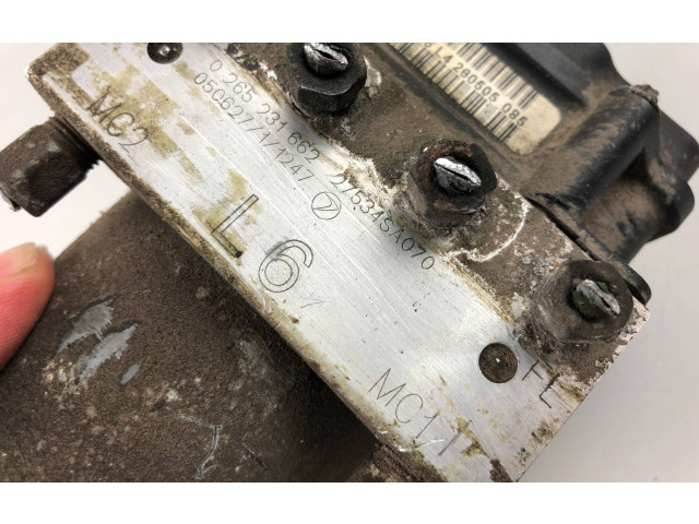 Блок АБС 27534SA070 Subaru Forester SG 2006 - 2008 года