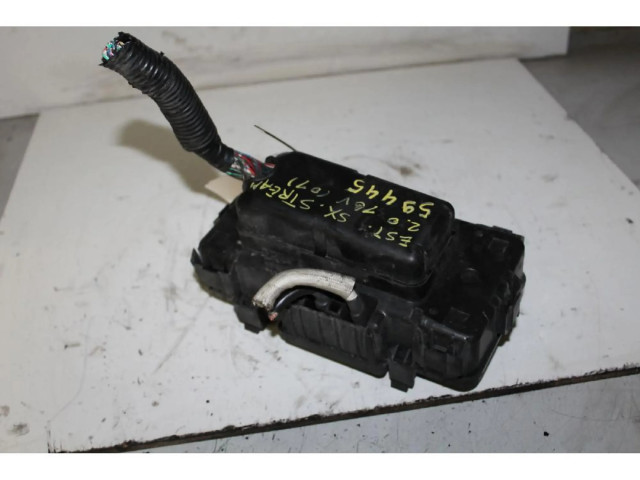   Pojistková skříňka    Honda Stream 2001