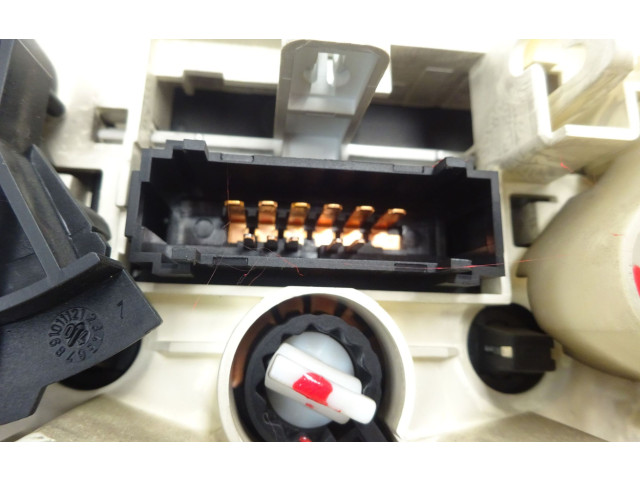 Модуль блока управления кондиционером F664479W Citroen C2