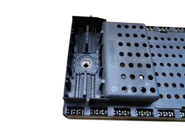 Блок предохранителей 08679899, 02W384 Volvo S60