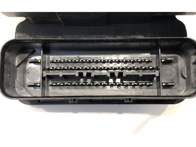 Блок АБС    Volkswagen  Jetta VI  2011 - 2018 года