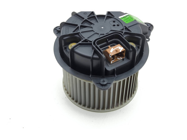 Вентилятор печки    9020012, 054127   Maserati Quattroporte