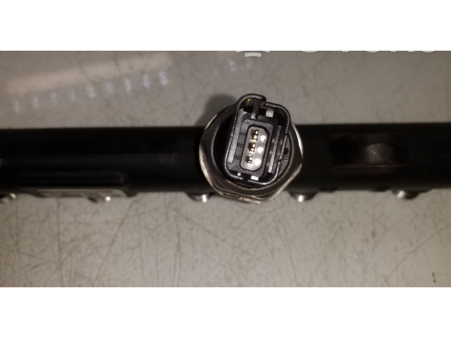 Vstřikovací lišta 9681649580, 9658227880 Fiat Scudo pro naftový motor 2.0 4019399