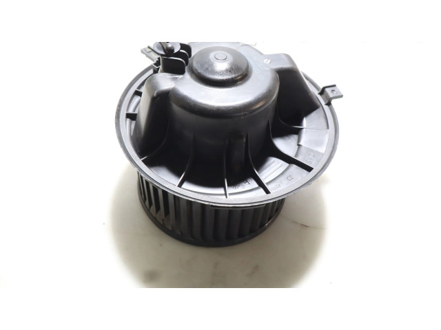 Вентилятор печки       Volkswagen Golf Plus